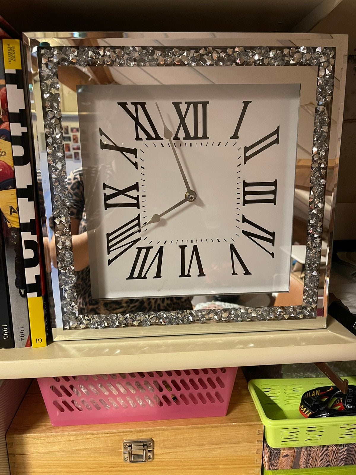 Mooie klok met strass steentjes, Ophalen, Zo goed als nieuw, Wandklok