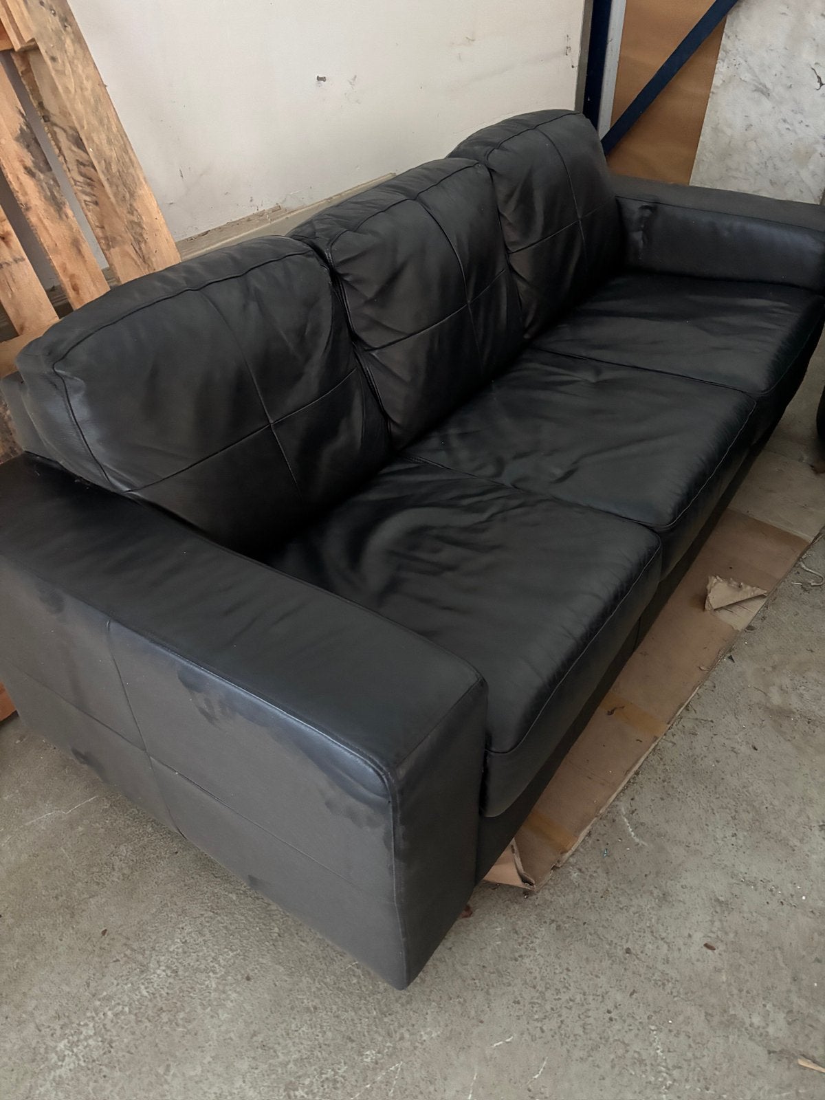 Leren 3 zitsbank, Ophalen, Gebruikt, 150 tot 200 cm, Driepersoons
