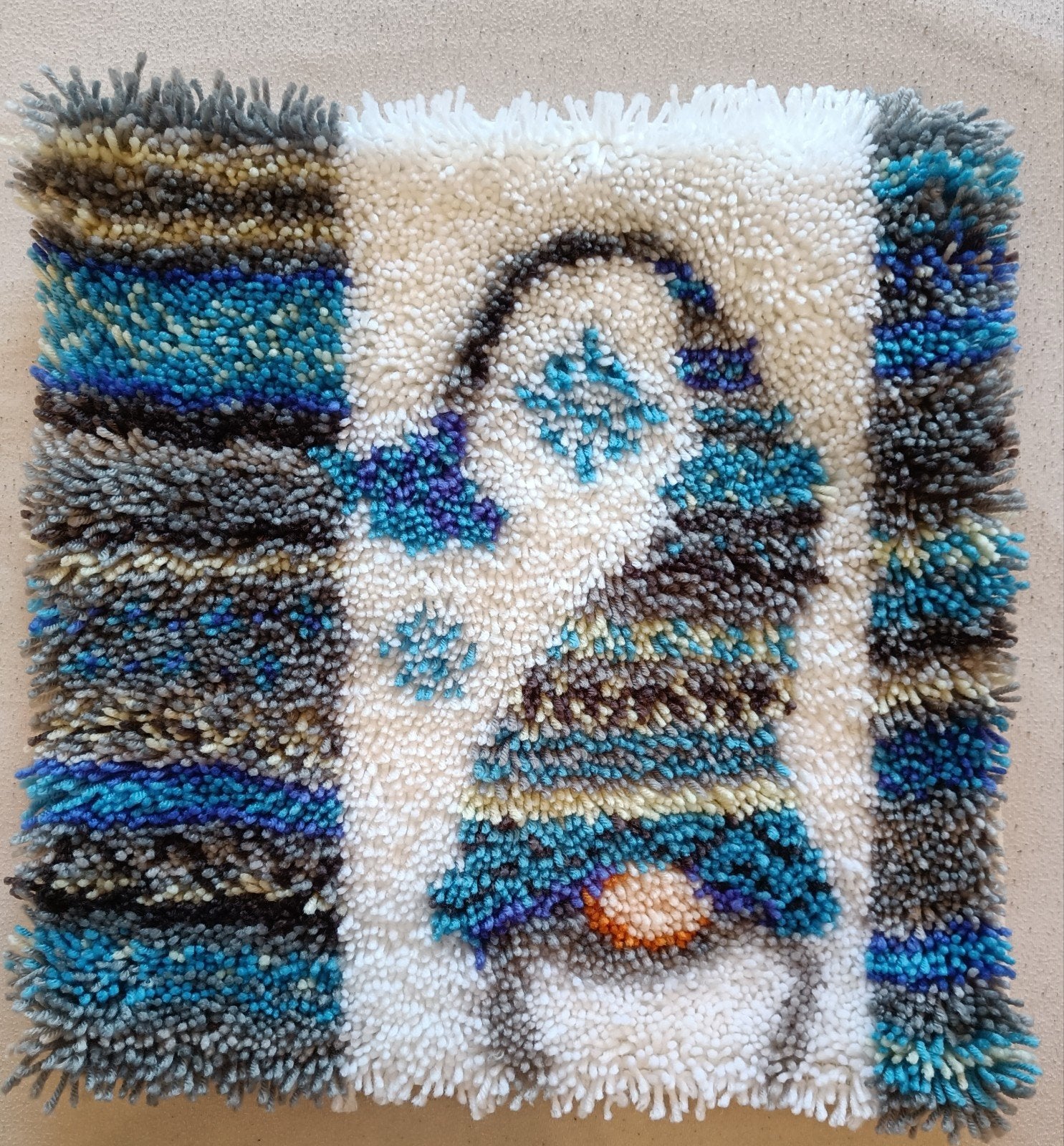 Handgemaakt punch needle kussenhoes met gnoom 43x43cm, Handgemaakt, Overige merken, Blauw, Ophalen of Verzenden