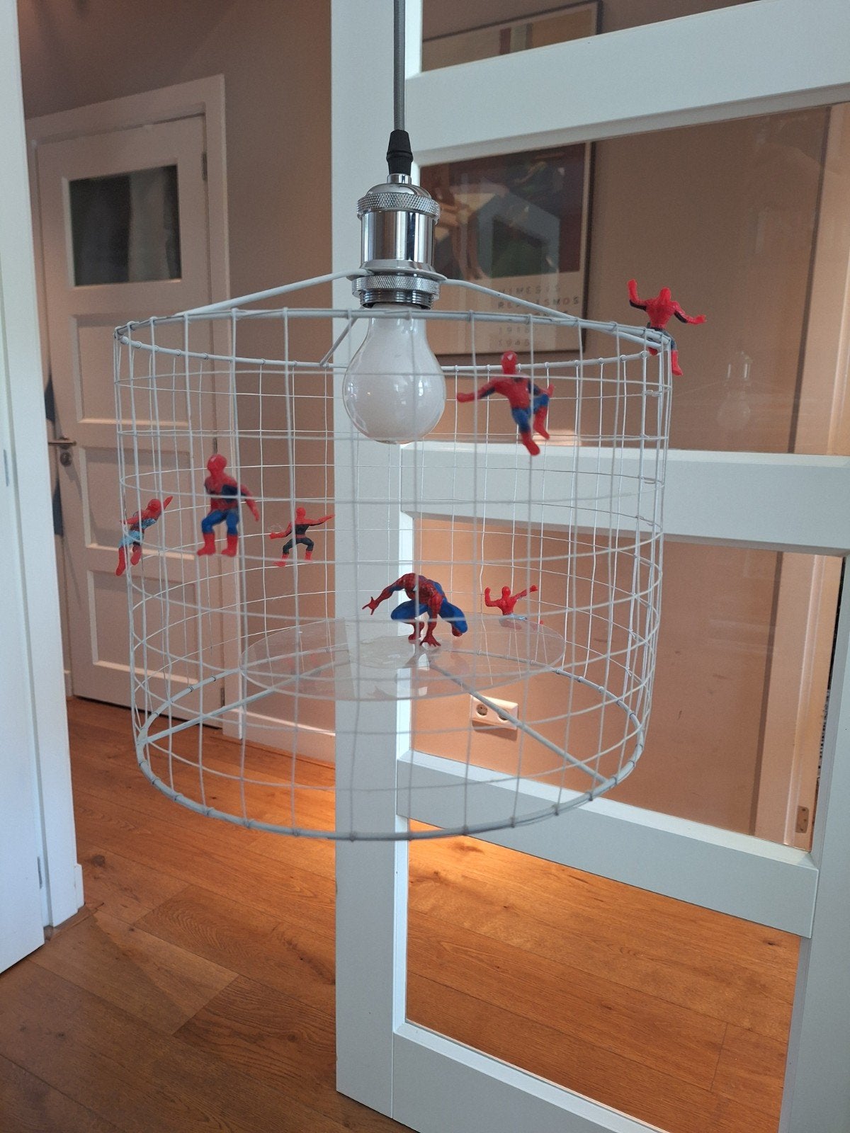 Unieke Spiderman hanglamp - Speelse verlichting, Ophalen, Overige stijlen, Zo goed als nieuw, Metaal