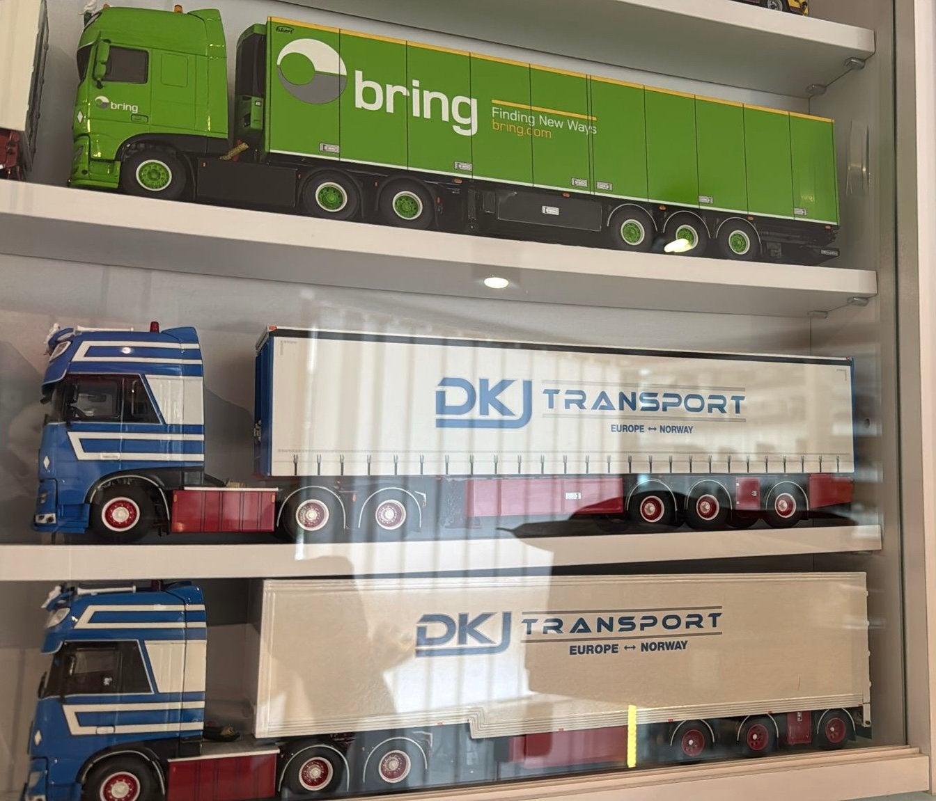 WSI 1:50 Van de Zeeuw DAF Set, Hobby en Vrije tijd, Modelauto's | 1:50, Verzenden, Nieuw, Bus of Vrachtwagen, Wsi