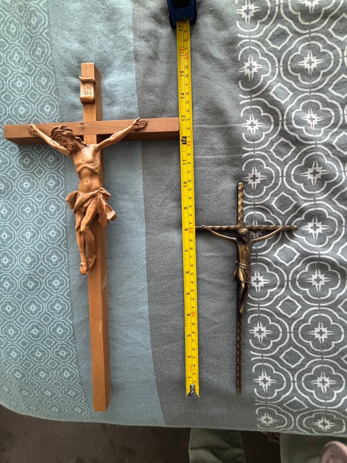 2 x heel mooi kruis met jezus, Verzamelen, Religie, Ophalen of Verzenden, Zo goed als nieuw, Beeld(je)