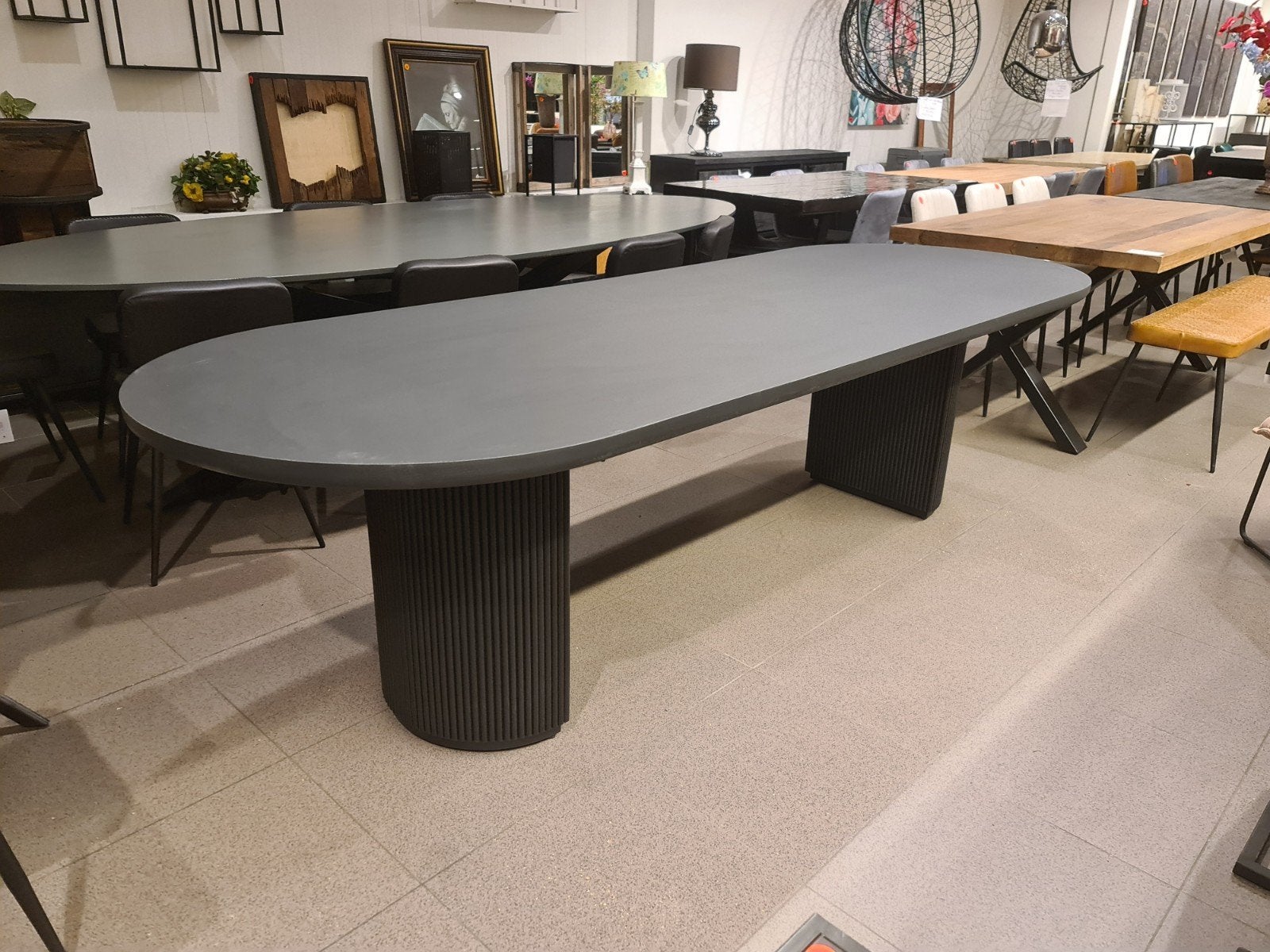 nieuwe Richmond Kingston eettafel 280cm plat ovaal €995, Ophalen, Hout, Zwart, .