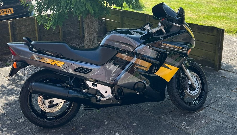 Honda CBR1000F, Motoren, Motoren | Honda, Particulier, Toermotor, meer dan 35 kW, 4 cilinders, Motorrijbewijs A, Handgeschakeld