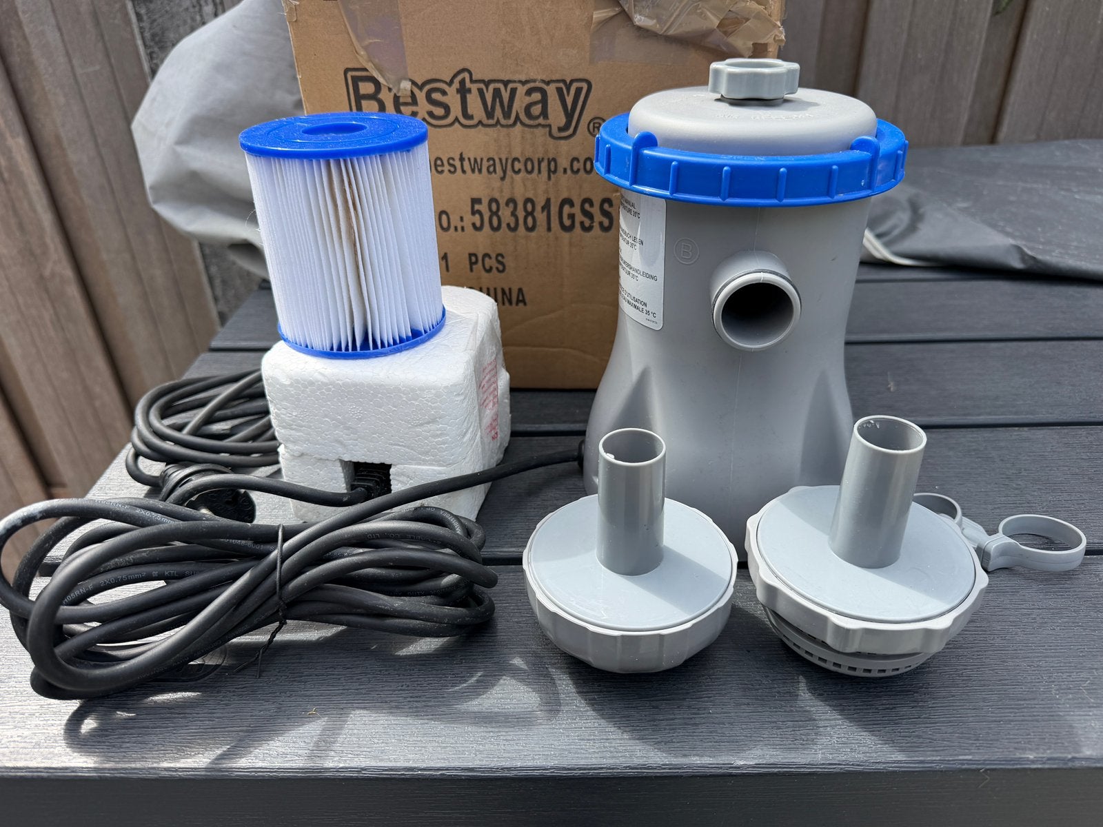 Te koop Bestway Zwembad filterpomp, Tuin en Terras, Ophalen of Verzenden, Zo goed als nieuw