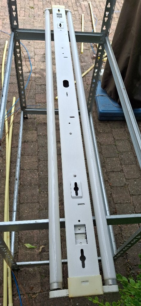 TL- Lamp met armatuur en 2 buizen, Doe-het-zelf en Verbouw, Bouwverlichting, Ophalen, Gebruikt, Minder dan 50 watt, Lamp met armatuur