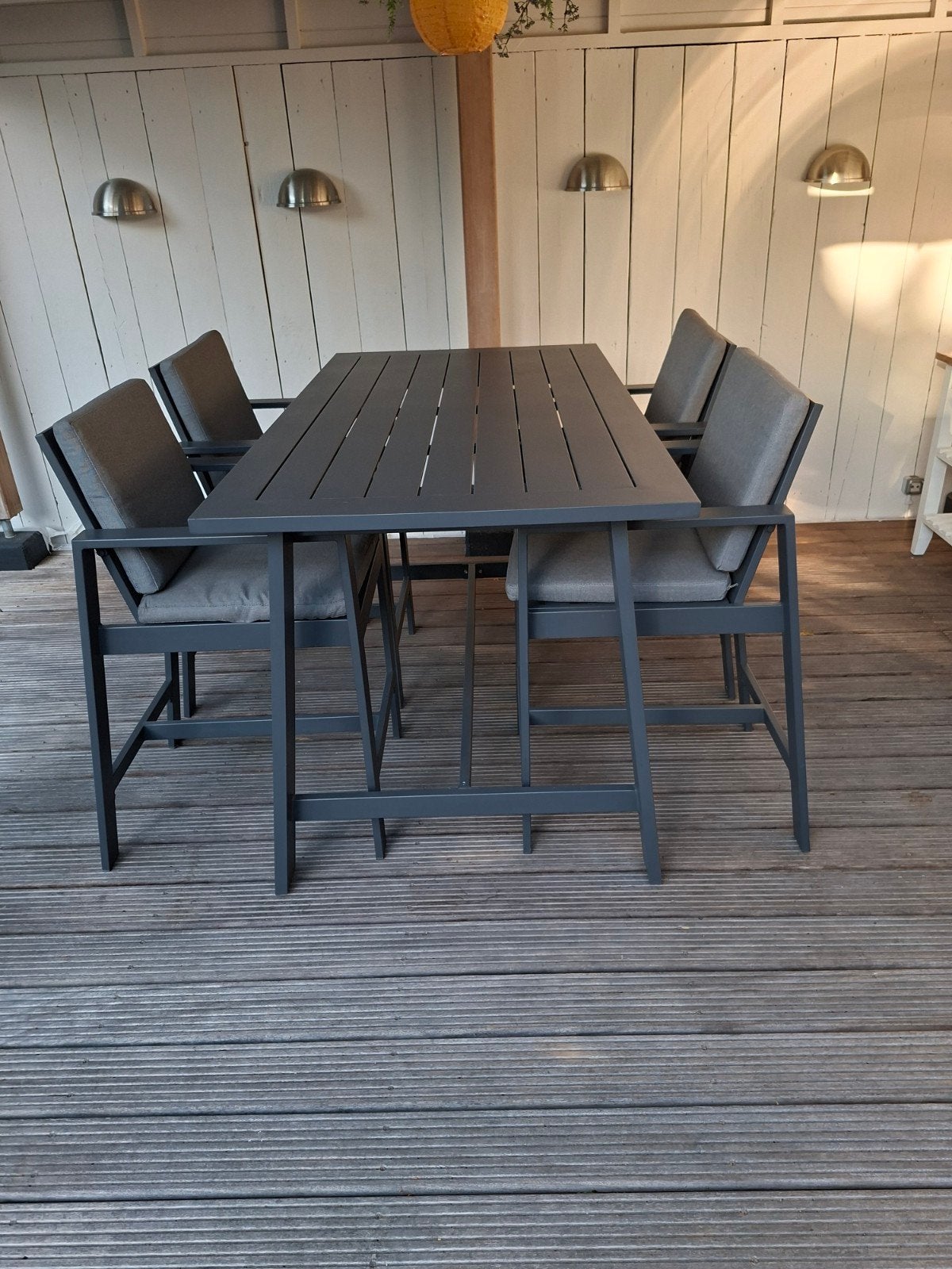 Hoge tuintafel met kussens, zeer netjes, Ophalen, Gebruikt, Rechthoekig, Aluminium