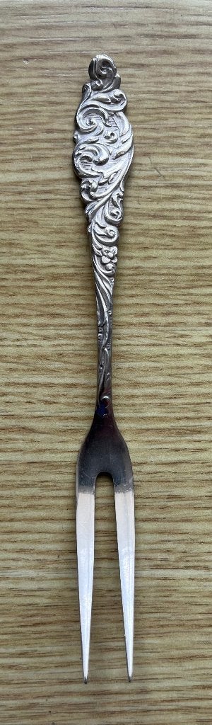 OUD BESTEK VLEESVORKJE LOS VERZILVERD SOLA 90 15 cm, Ophalen of Verzenden