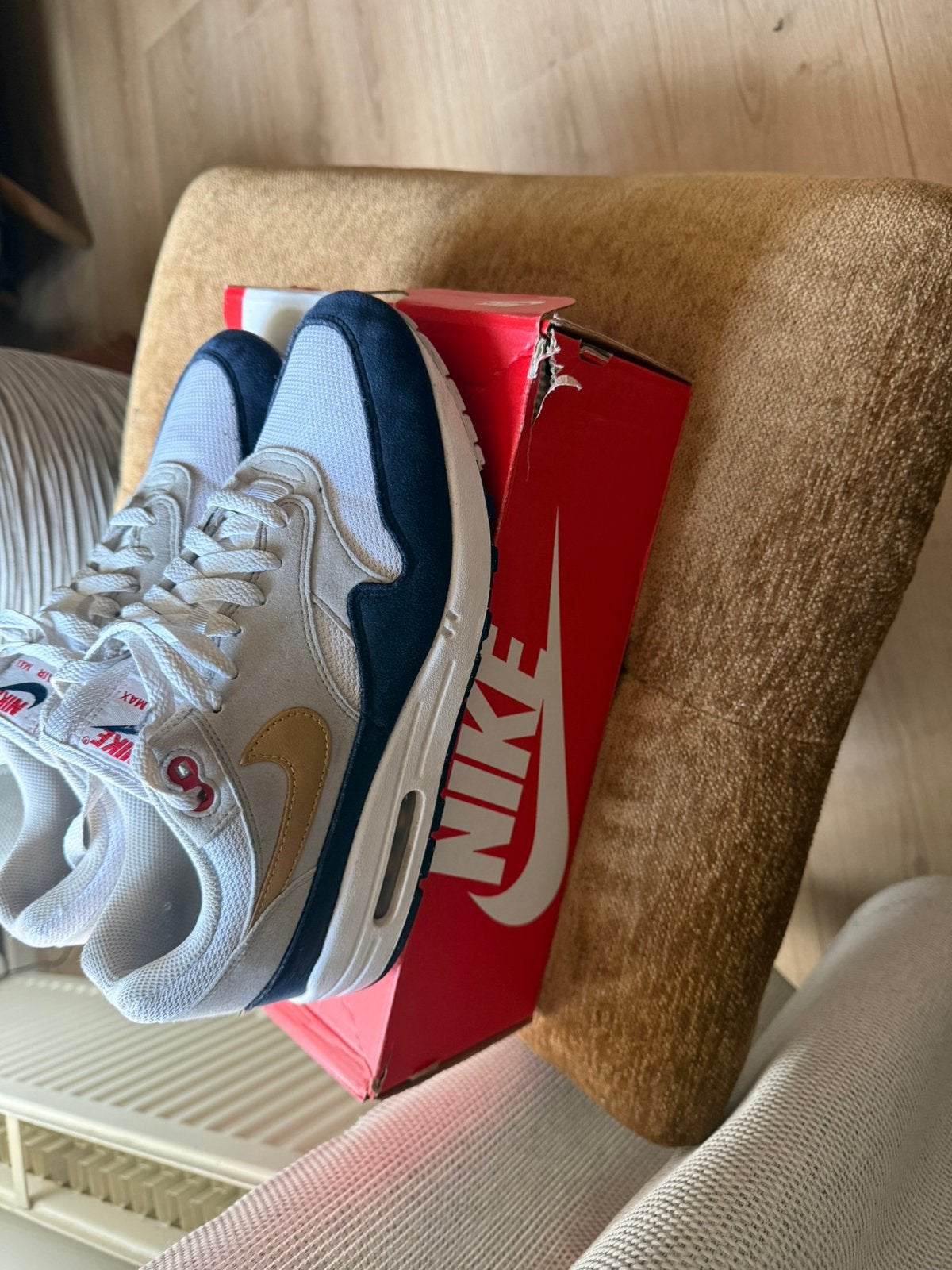 Nike air max 1 olympic, Kleding | Heren, Schoenen, Ophalen of Verzenden, Zo goed als nieuw, Overige kleuren