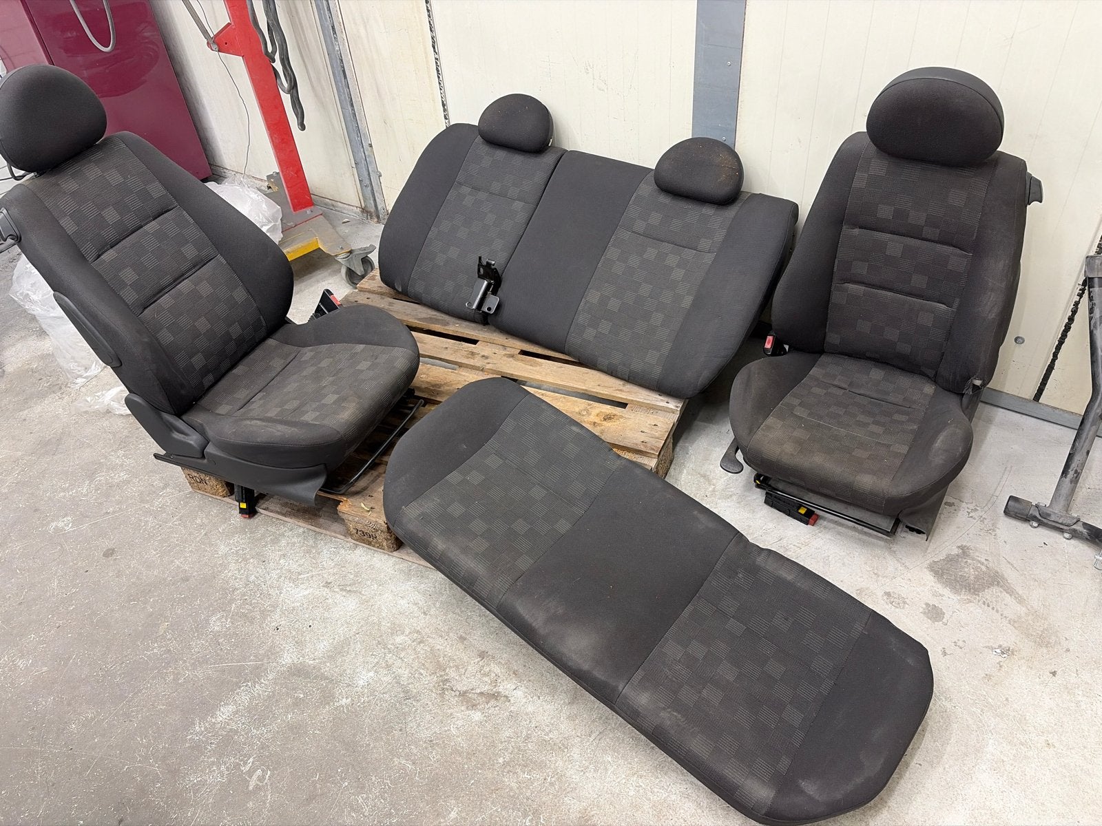 Stoelenset Opel Corsa C - MOET WEG, Auto-onderdelen, Interieur en Bekleding, Ophalen, Gebruikt, Opel