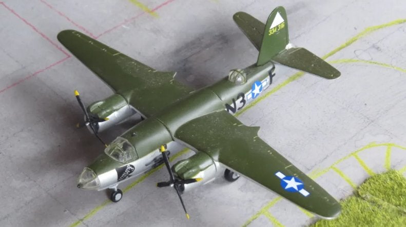 B-26 Marauder Cleveland Calliope 3, 1:144 - vliegtuig model, Overige merken, 1:72 tot 1:144, Ophalen of Verzenden, Zo goed als nieuw