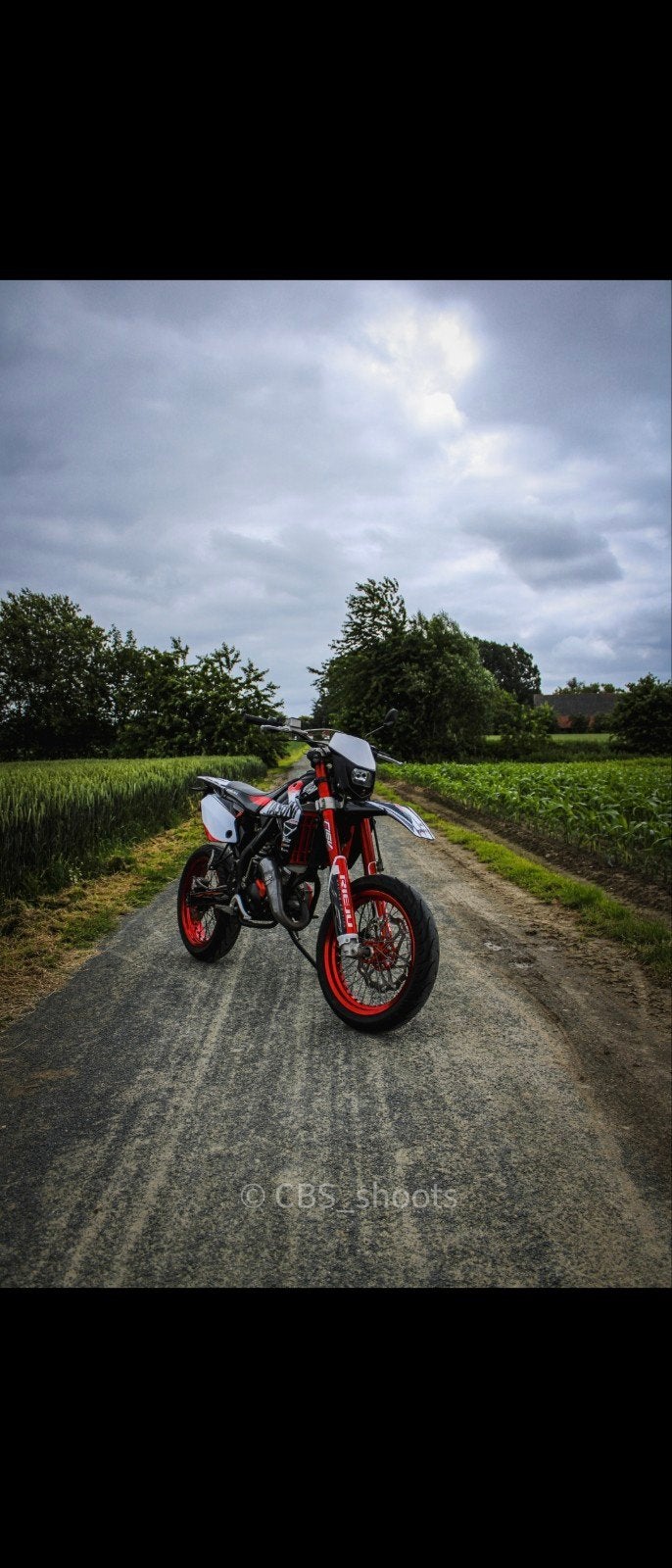 rieju trophy 50cc staat te koop belgie!, Ophalen, 6 versnellingen, Maximaal 45 km/u, Zo goed als nieuw