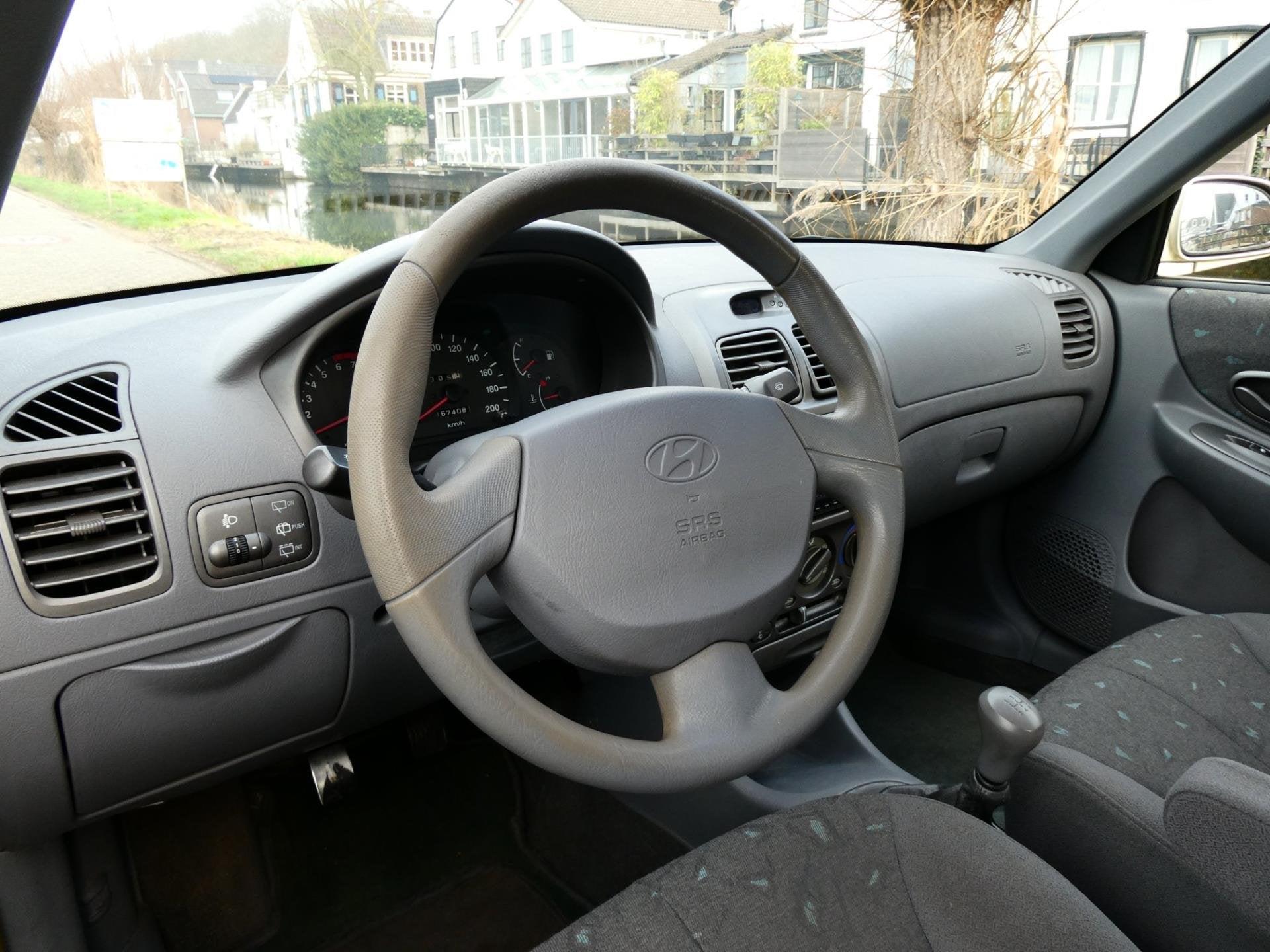 Hyundai Accent 1.5i GS 90pk Semi-Classic 3-drs Airco Nette a, foto 11