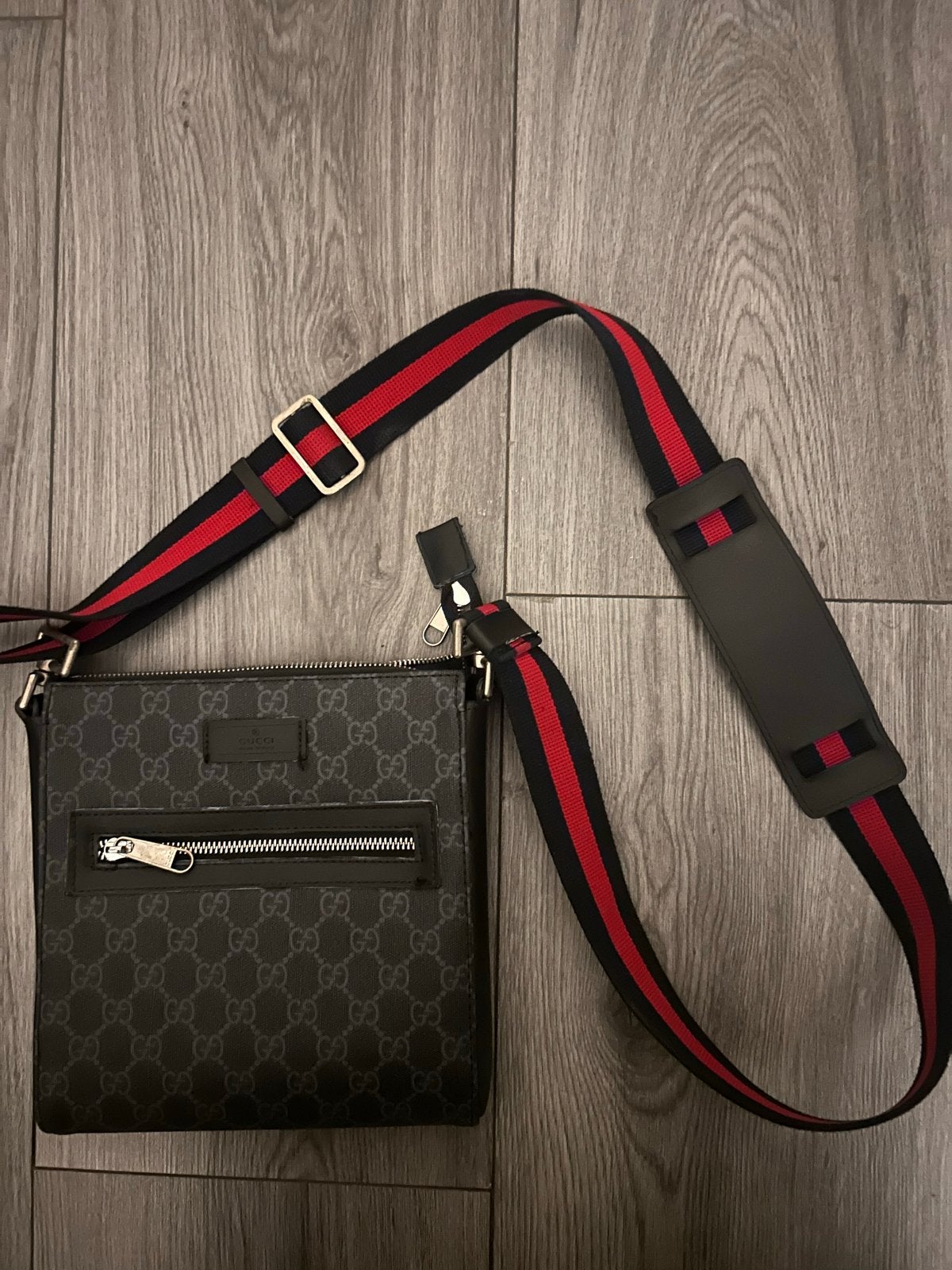 Gucci GG Supreme Messenger Tas Zwart, Ophalen of Verzenden, Zo goed als nieuw, Zwart, Overige merken