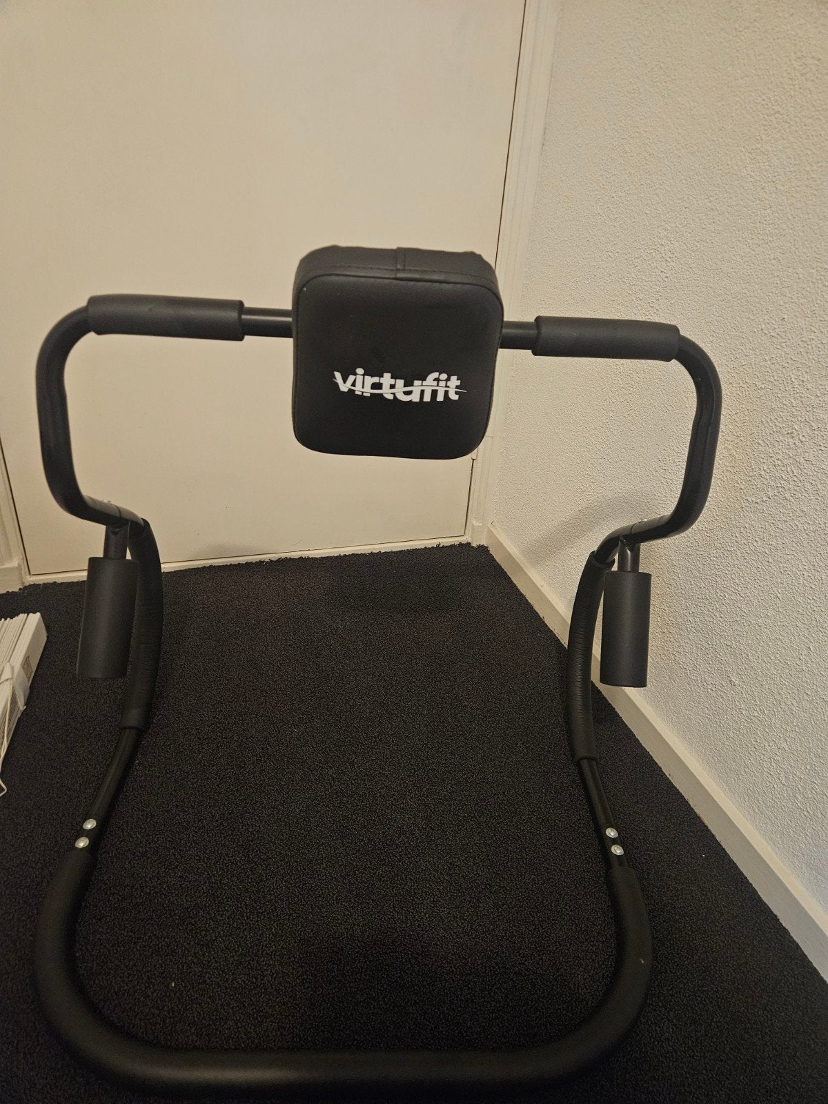VirtuFit Buikspier Trainer - Perfect voor thuisworkouts, Ophalen, Zo goed als nieuw, Buik, Overige typen