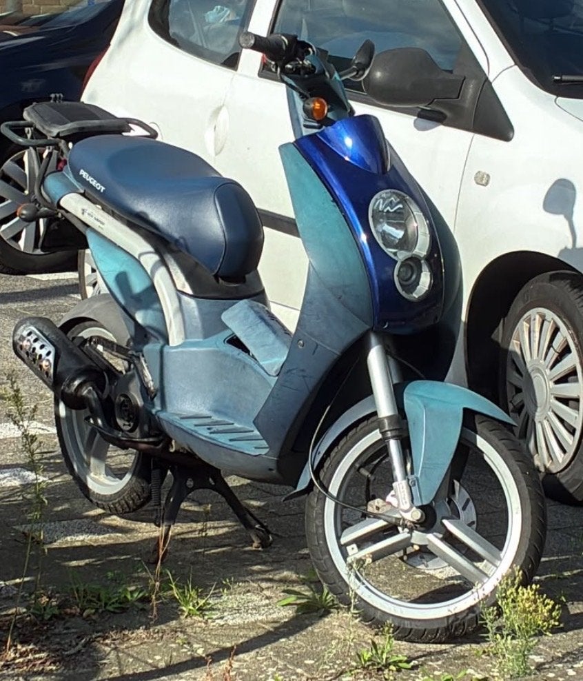 Peugeot Ludix Snorfiets 2006 - Gestolen en beschadigd, Fietsen en Brommers, Tweetakt, Gebruikt, Ophalen of Verzenden, Peugeot