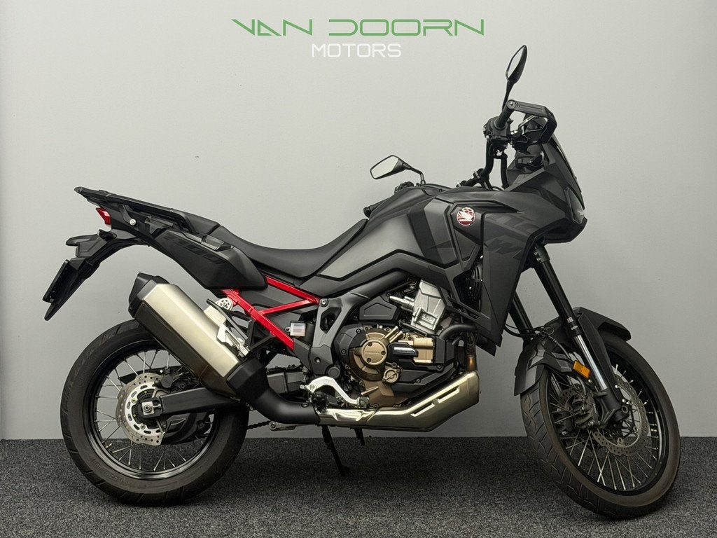 Honda CRF 1100L Africa Twin DCT ABS | 2023 | BTW | MRA, Traction Control, Info@vandoornmotors.nl, Kraaivenstraat 23-5
5048AB  TILBURG, NL