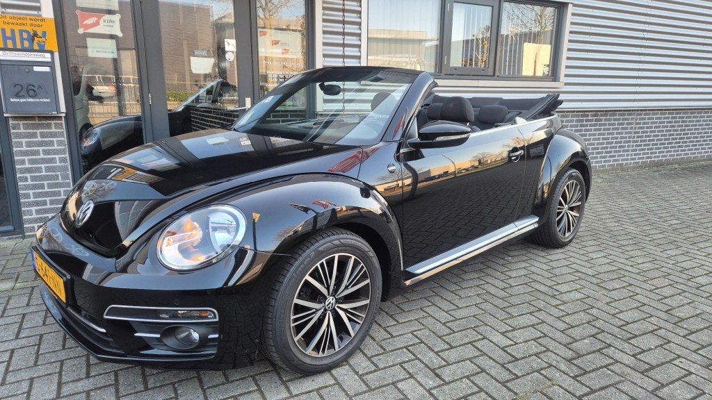Volkswagen BEETLE 1.2 TSI  EXCLUSIVE  SERIES SOUND AIRCO NAV, Voorwielaandrijving, Gebruikt, 4 cilinders, Cabriolet