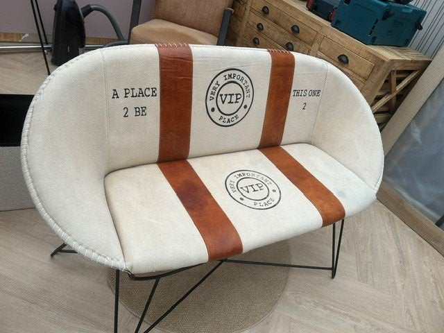 Bankje VIP heel leuk zit lekker, Ophalen, Gebruikt, V.I.P., Minder dan 75 cm