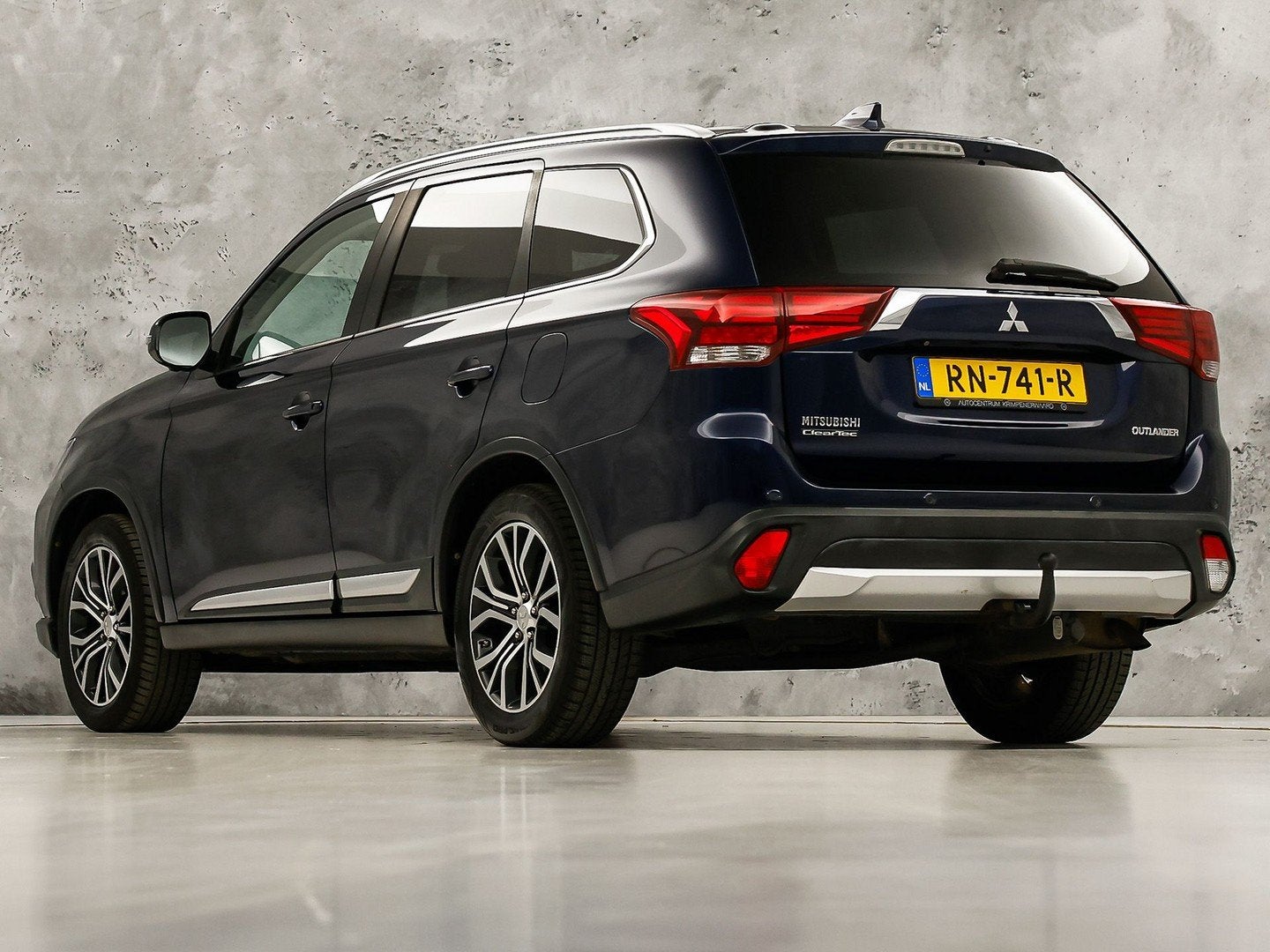 Mitsubishi Outlander 2.0 Sport 150Pk Automaat (360 CAMERA, S, Auto's, Stof, 4 cilinders, Blauw, 360° camera