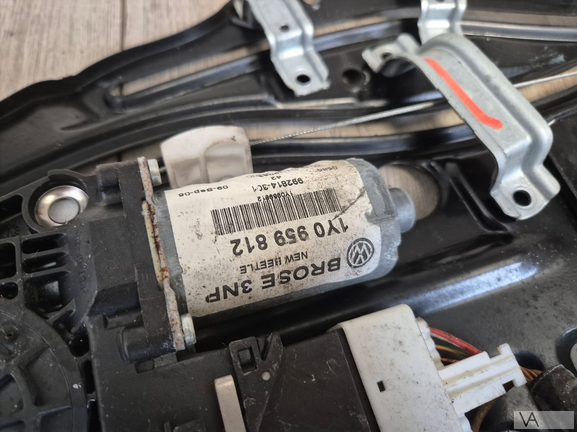 Raammechanisme rechts ACHTER  VW New Beetle cabriolet €300, Auto-onderdelen, Gebruikt, -, Volkswagen, -