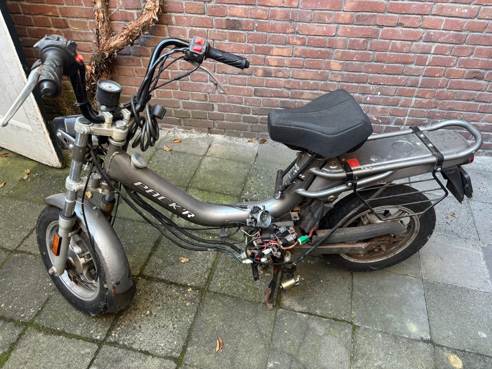 Tomos Pack’R met kapot motorblok, Ophalen, Gebruikt, Maximaal 25 km/u, Overige modellen