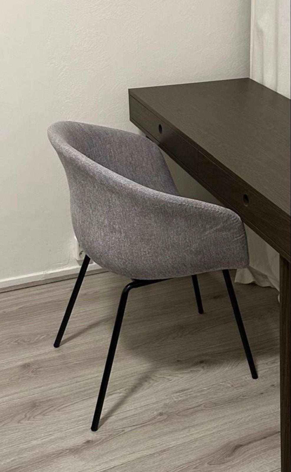 Design stoel Kick Collection - Kate - Donkergrijs, Huis en Inrichting, Ophalen, Gebruikt, Eén, Stof