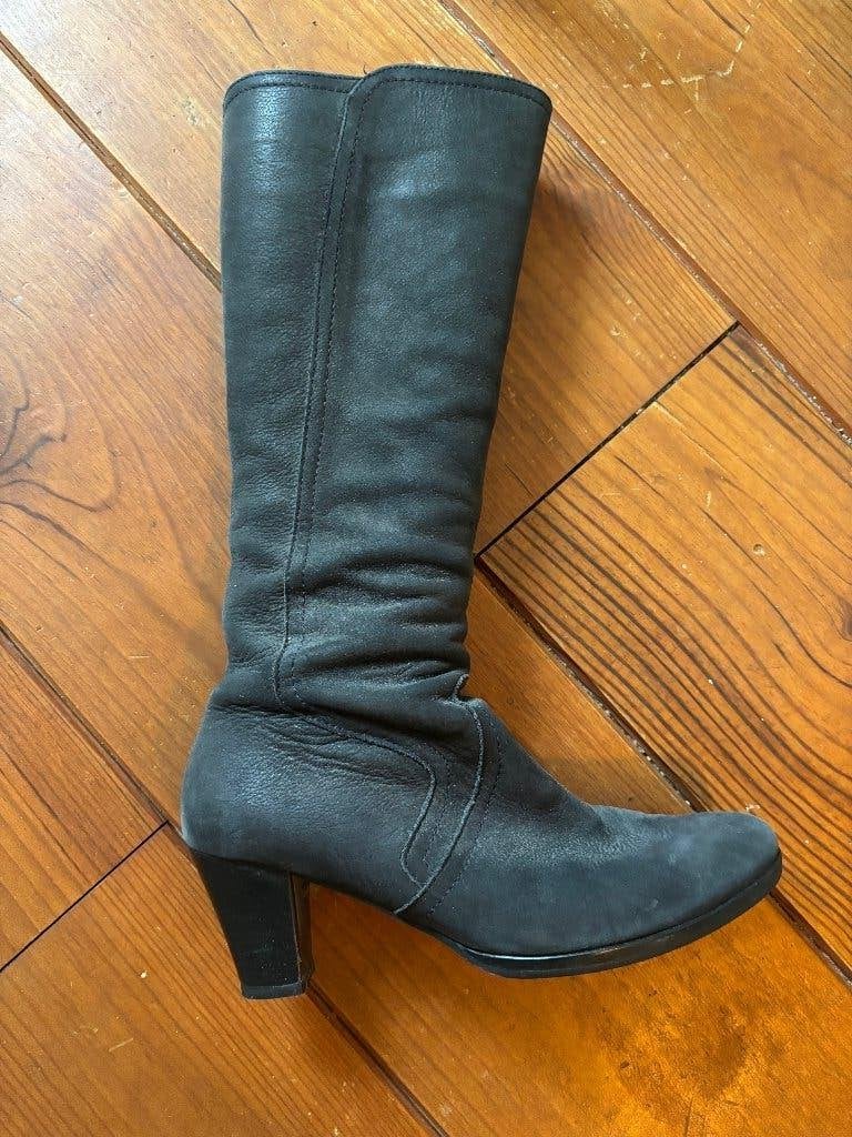 Gabor laarzen donkerblauw suede, Kleding | Dames, Hoge laarzen, Blauw, Gabor, Ophalen of Verzenden