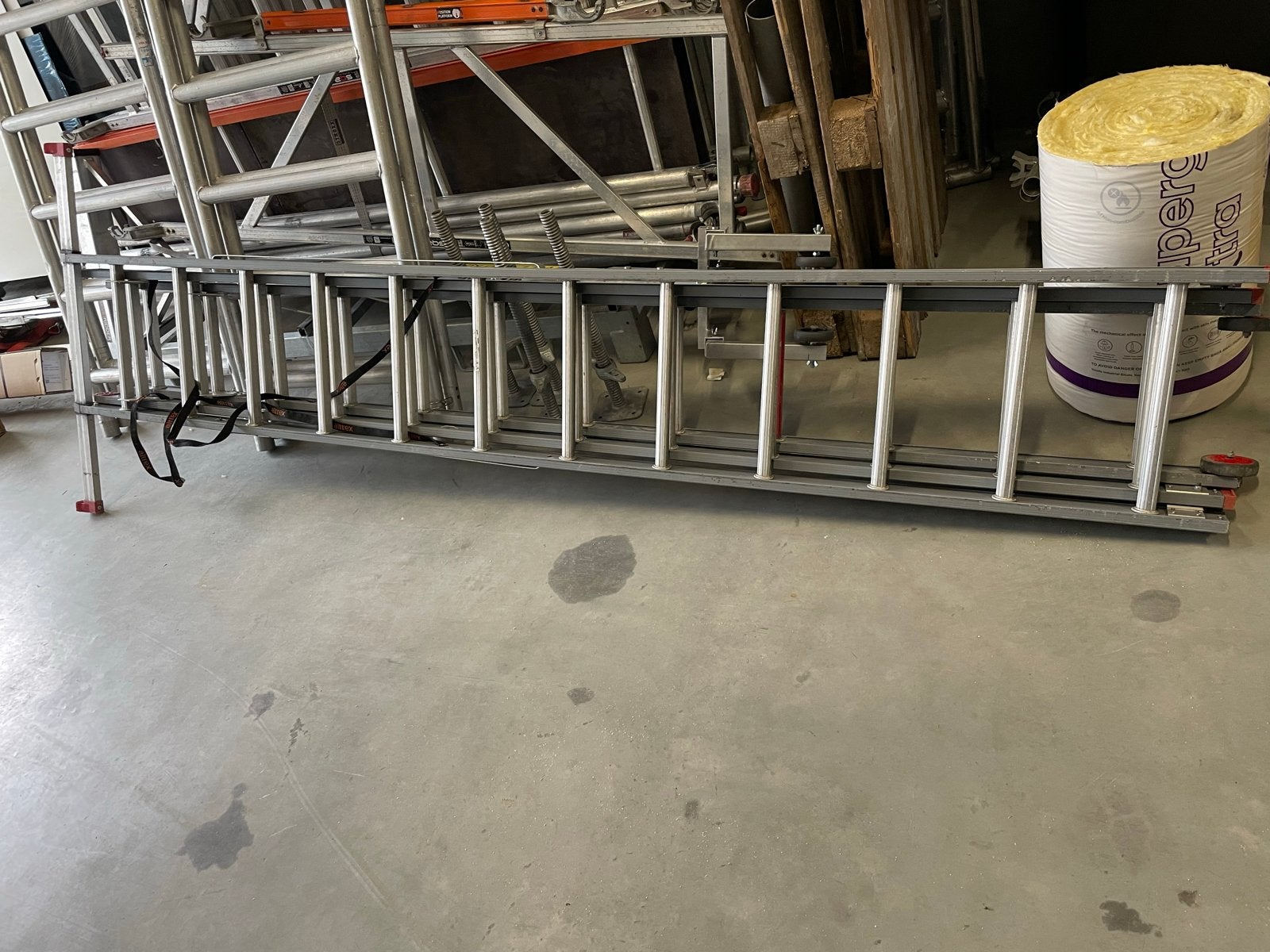 Altrex Atlantis ATR 3077 Trap - Gebruikt, Doe-het-zelf en Verbouw, Ophalen, Gebruikt, Trap