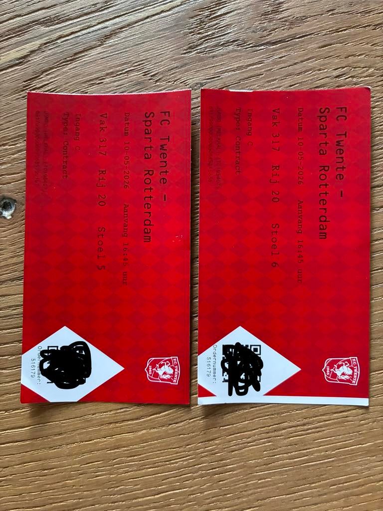 Fc twente 2 kaarten, Tickets en Kaartjes, Sport | Voetbal, Twee personen