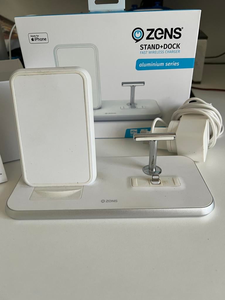 Zens Stand+Dock Fast Wireless Charger Aluminium Series, Ophalen of Verzenden, Gebruikt