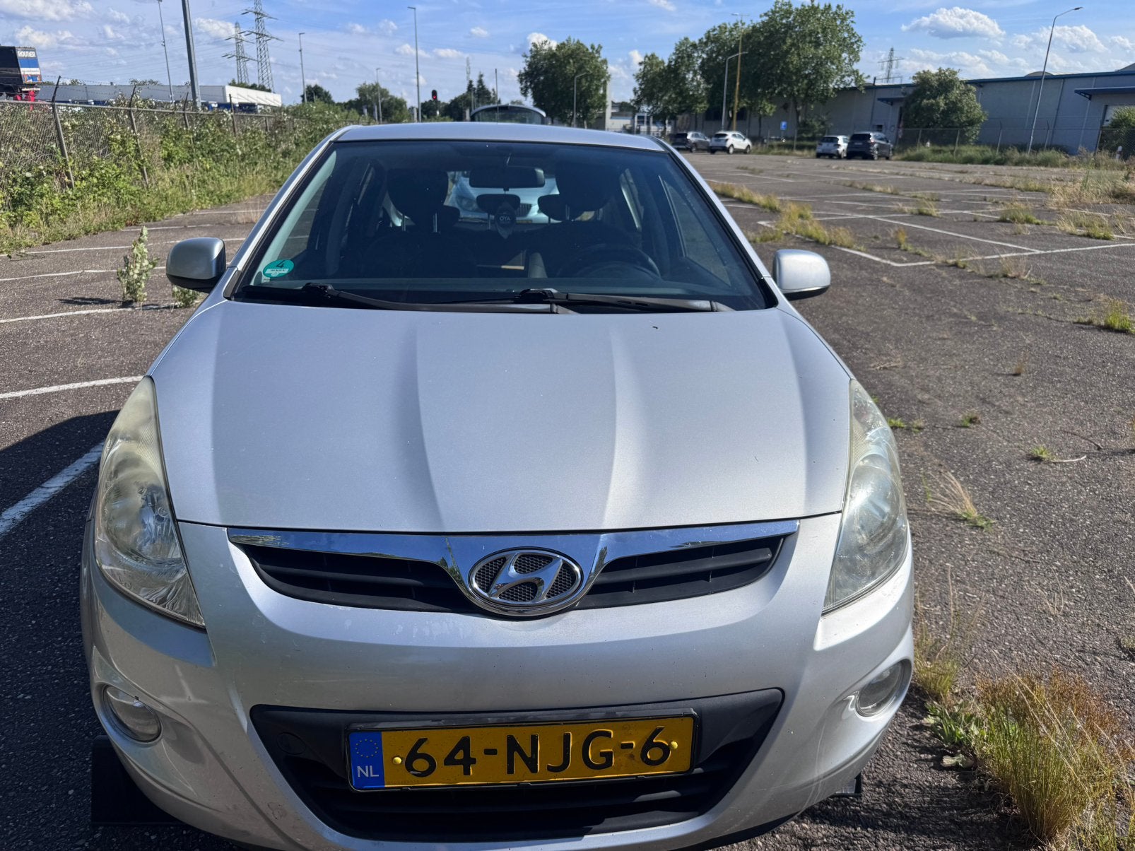 Hyundai i20 1.2 5-DRS 2010 Grijs, 450 kg, 31 €/maand, 4 cilinders, Origineel Nederlands
