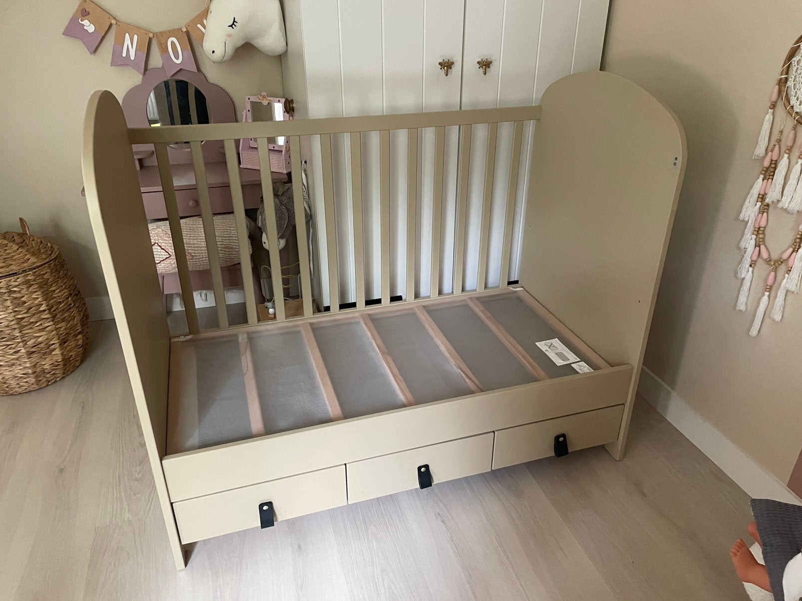 Ledikant Ikea met Aerosleep Evolution matras en beddengoed, Kinderen en Baby's, Ophalen, Gebruikt, Minder dan 140 cm, Matras