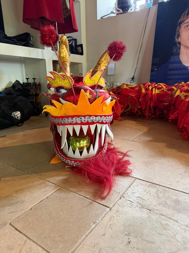 Authentieke Chinese draak voor ceremonie, Ophalen of Verzenden, Zo goed als nieuw