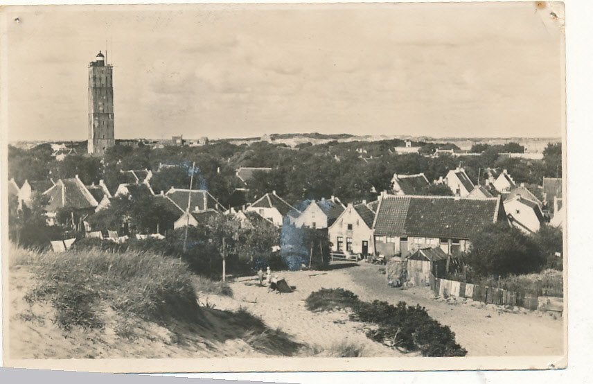 11138 West Terschelling Gezicht op het dorp met de Brandaris, Ophalen of Verzenden, 1940 tot 1960, Waddeneilanden