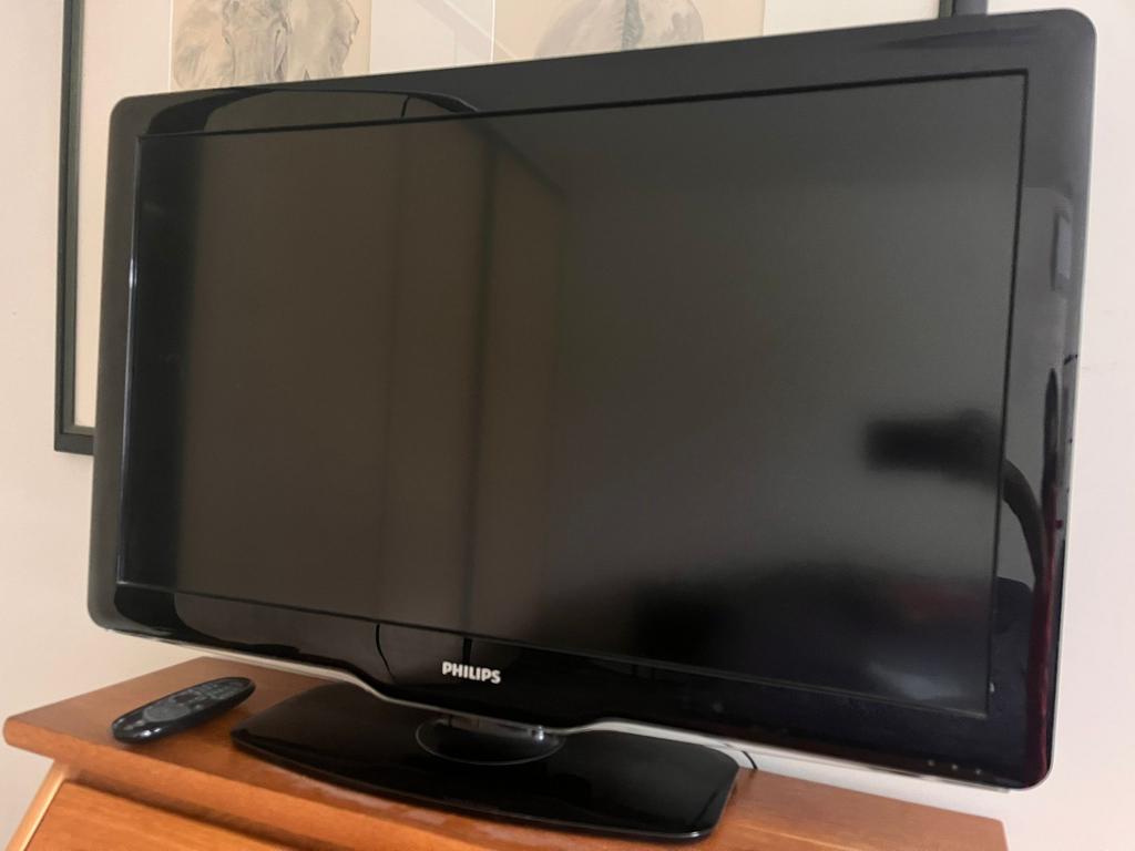 Philips LCD TV - Goede staat, inclusief afstandsbediening, Audio, Tv en Foto, Televisies, Ophalen, Philips, Gebruikt, 50 Hz