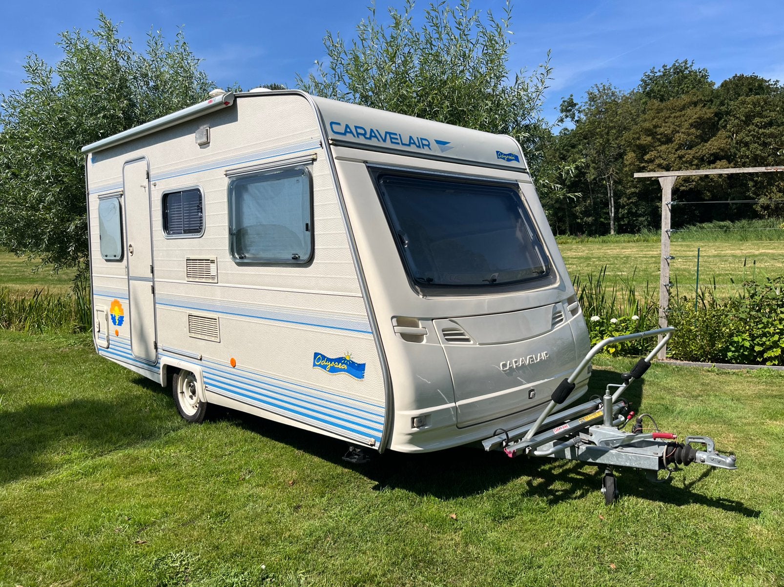 Caravelair Odyssea 4.60 opbouw, gebruiksklaar!, Caravans en Kamperen, Caravans, Vast bed, Koelkast, Treinzit, Particulier