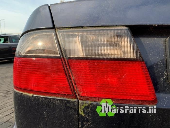 Achterlicht links van een Saab 9-5, Gebruikt, -, -, Ophalen of Verzenden