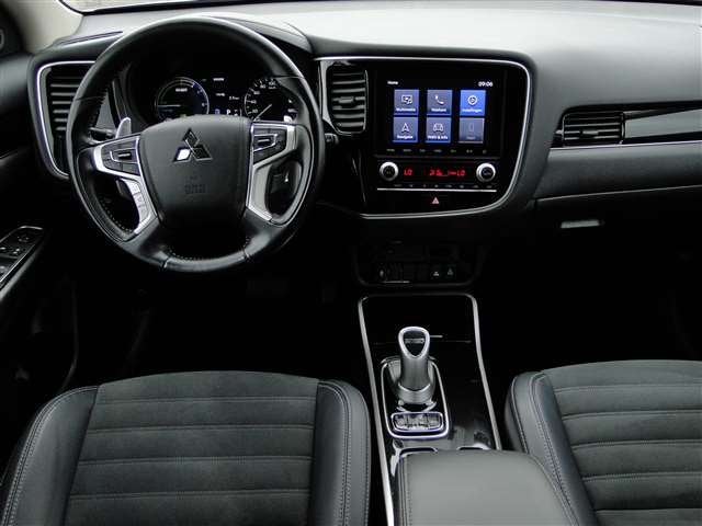 Mitsubishi Outlander 2.4 DOHC MIVEC PHEV 240pk | RIJKLAARPRI, Auto's, Automaat, 12 maanden, 135 pk, Overige brandstoffen