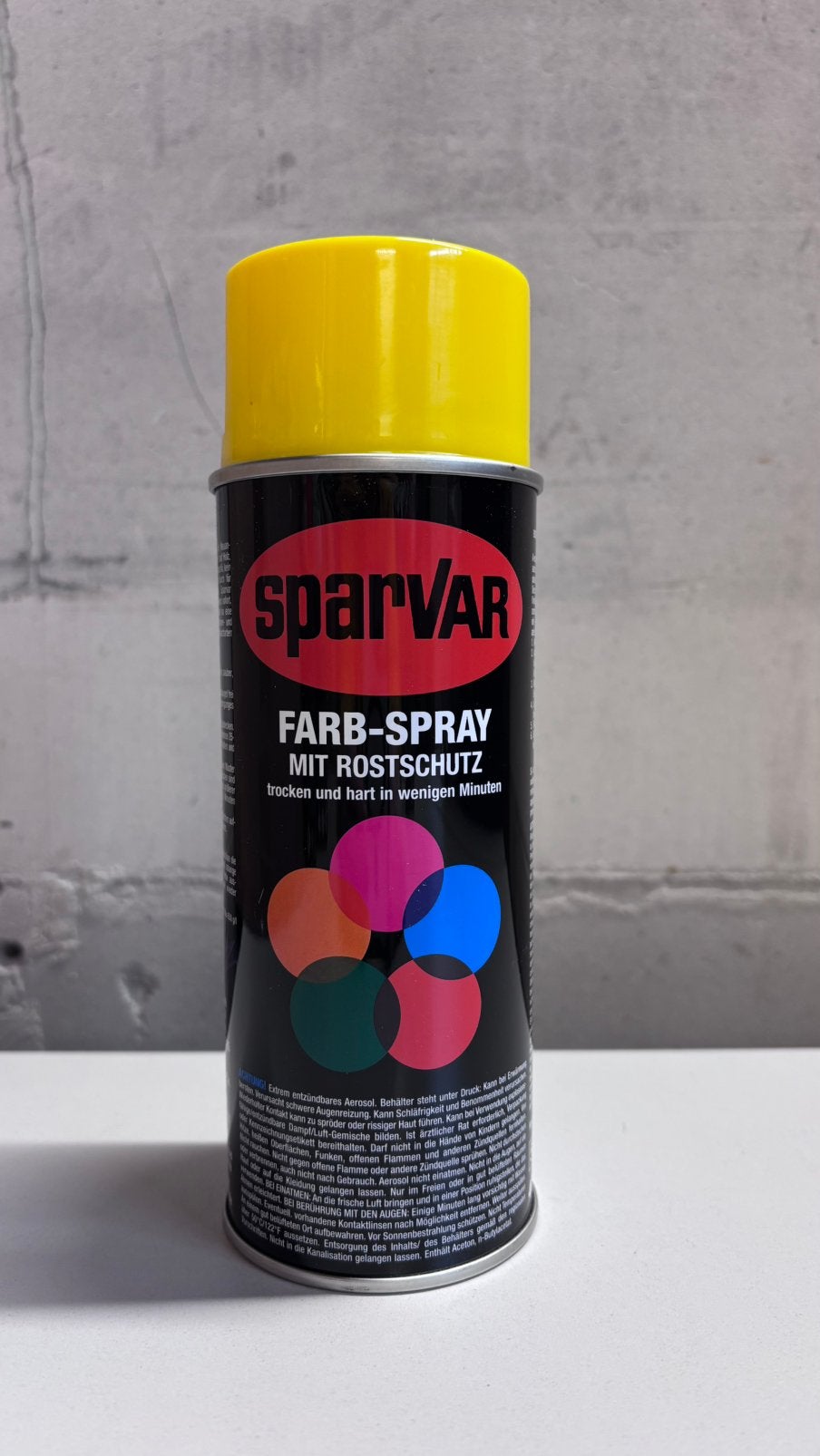Spuitbus Sparvar Verkeersgeel graffiti, Ophalen of Verzenden