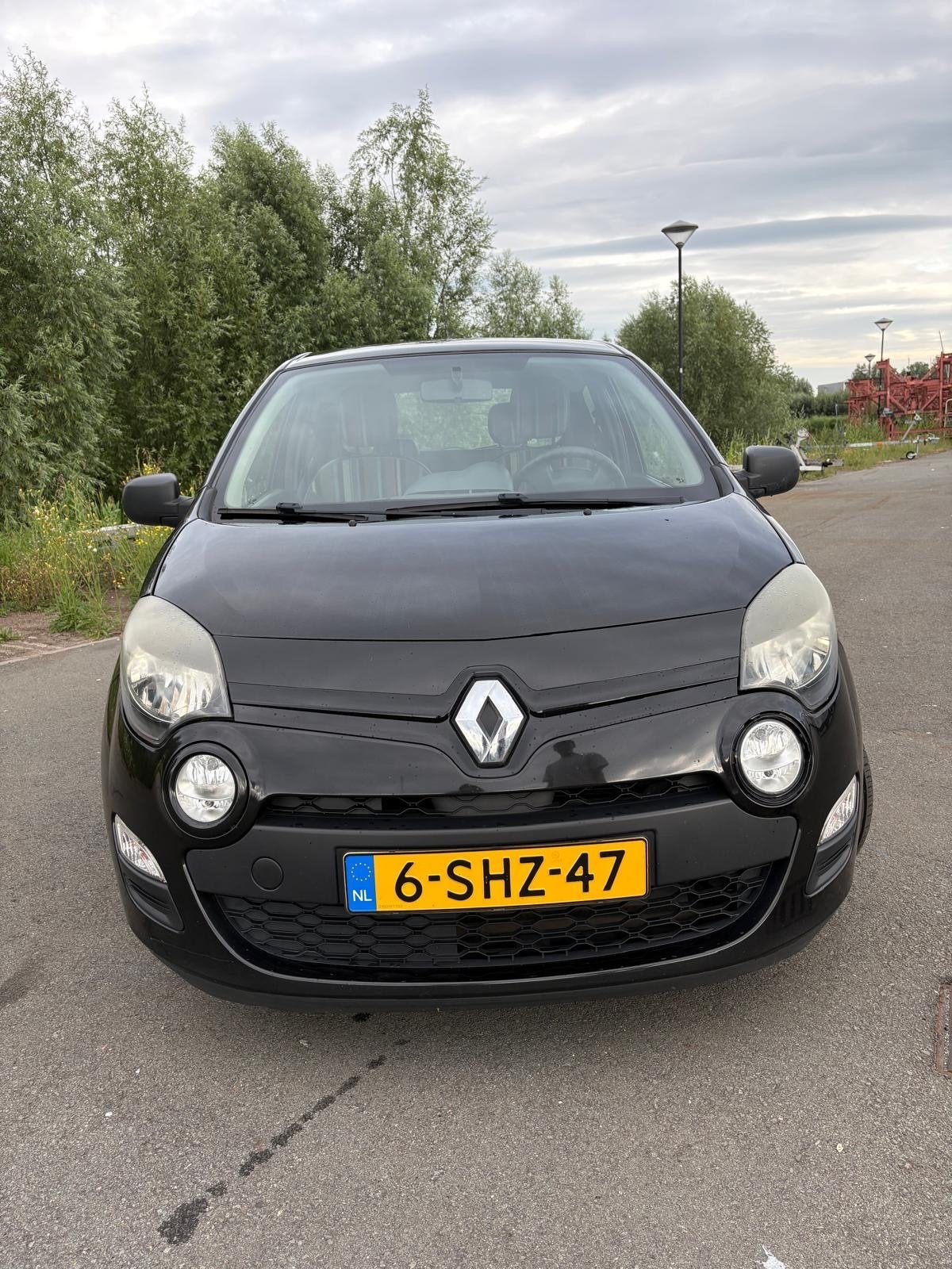 Renault Twingo 1.2 16V 2013 Zwart met bluetooth, Auto's, Renault, 839 kg, Twingo, 74 pk, 4 cilinders