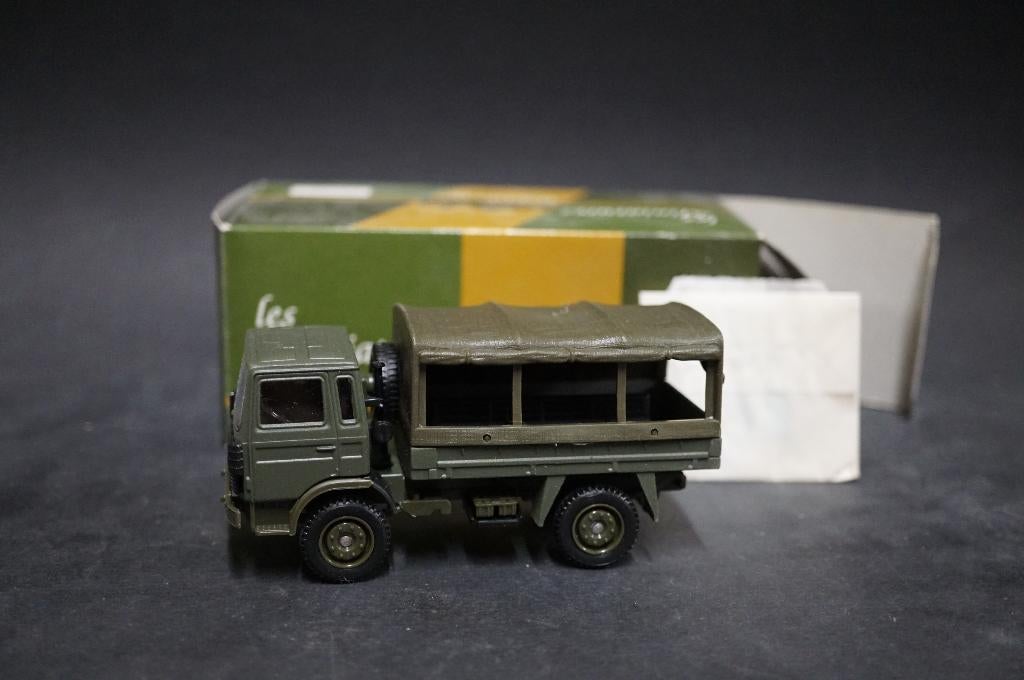 Solido Renault militaire vrachtwagen- TOP, Hobby en Vrije tijd, Modelauto's | 1:50, Ophalen of Verzenden, Zo goed als nieuw, Bus of Vrachtwagen