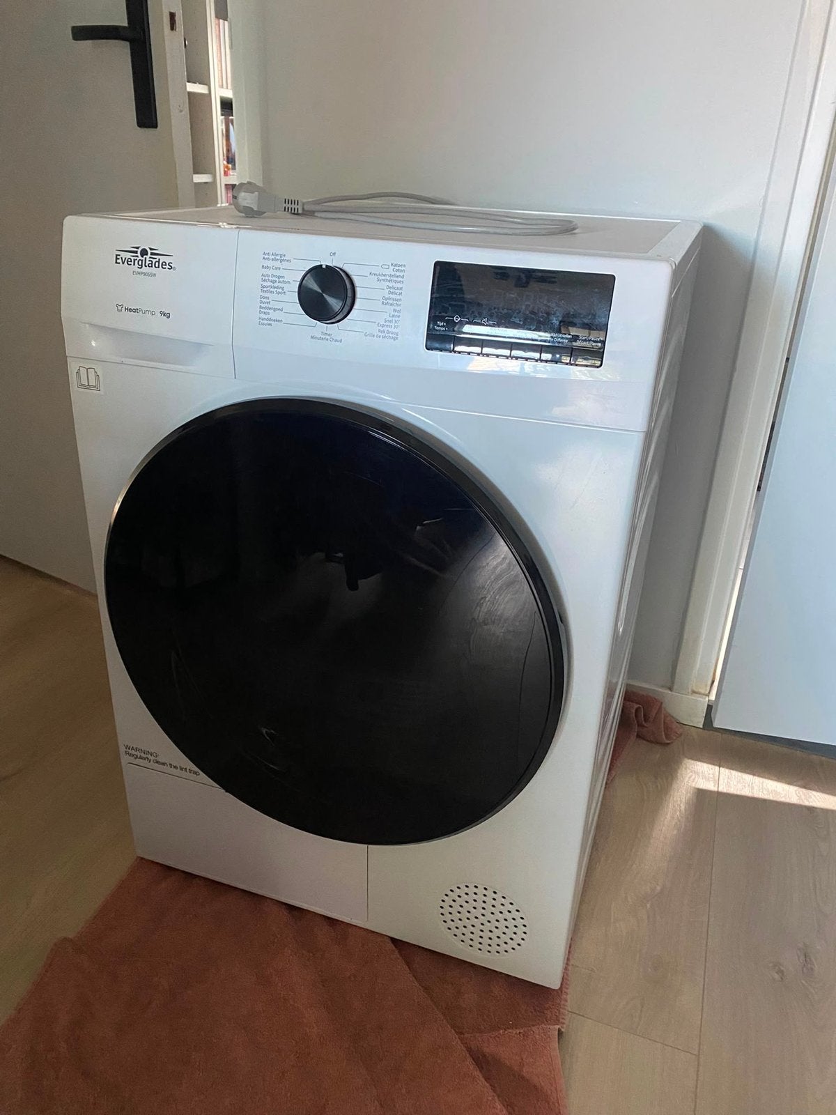 Everglades warmtepompdroger, gebruikt, maakt geluid, Ophalen, Gebruikt, 8 tot 10 kg, Voorlader