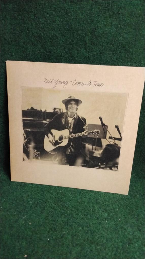 NEIL YOUNG, Ophalen of Verzenden, Gebruikt, 12 inch, Poprock