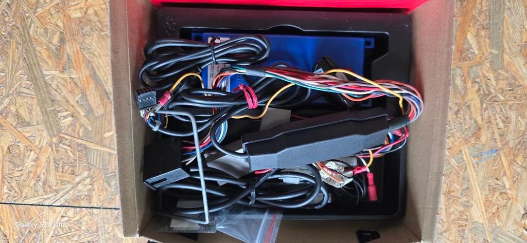 Parrot Bluetooth, Auto diversen, Ophalen