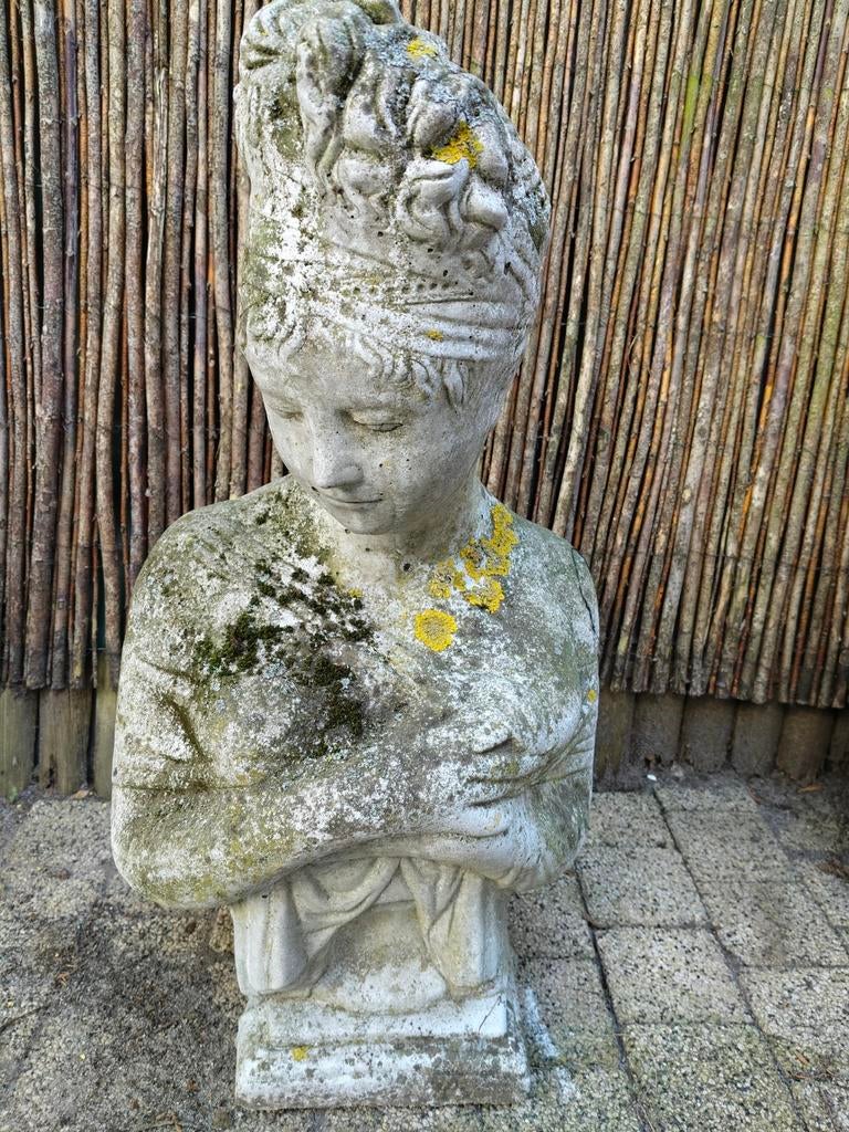 Mooi vintage klassiek stenen beeld van een vrouw, Tuin en Terras, Tuinbeelden, Ophalen, Gebruikt, Steen, Mensenbeeld