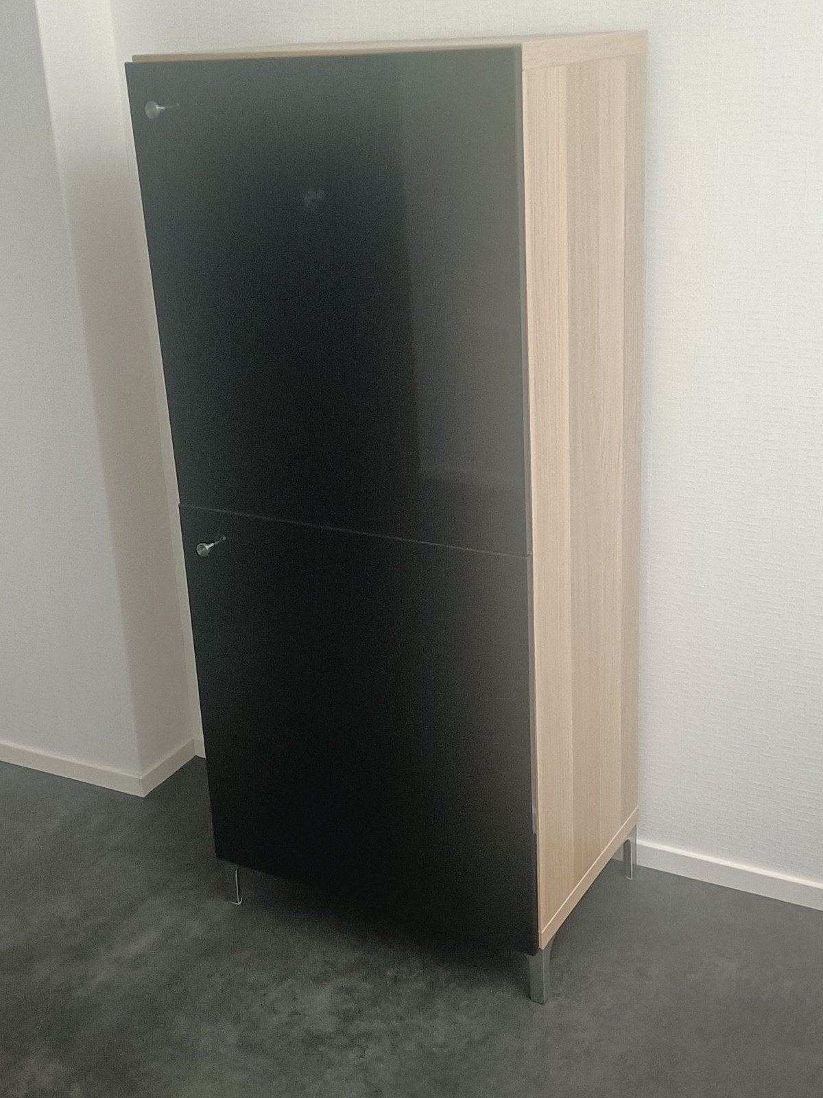 Fraaie houten Ikea kast, Huis en Inrichting, Ophalen, Zo goed als nieuw