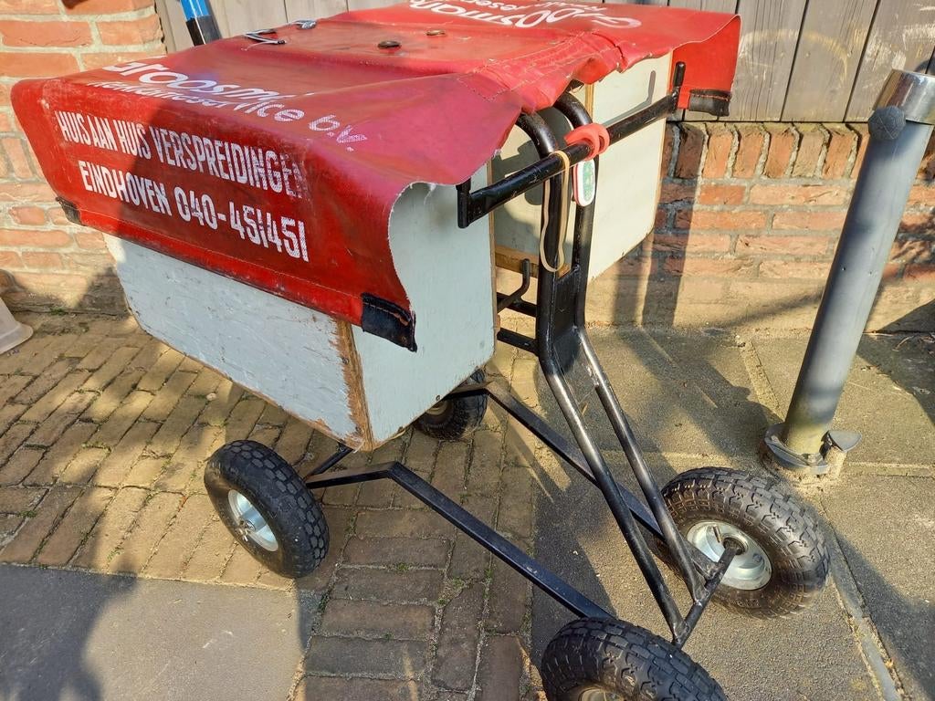 Stevige reclamekar voor huis-aan-huis verspreiding, Ophalen of Verzenden