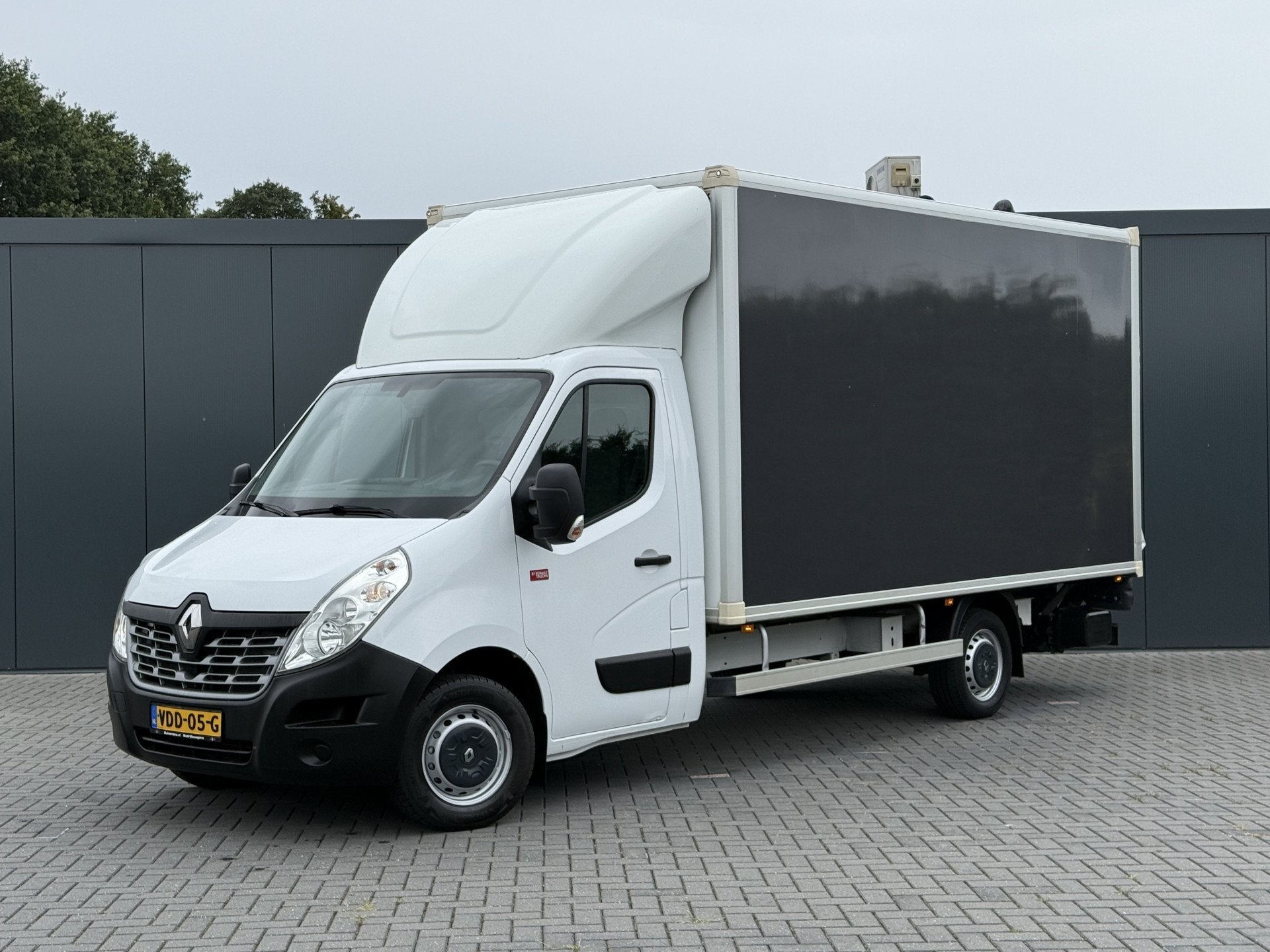 Renault Master T35 2.3 dCi 146 PK / BAKWAGEN / DHOLLANDIA LA, Voorwielaandrijving, 145 pk, Gebruikt, Euro 6