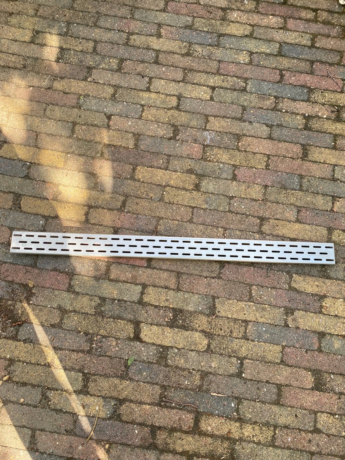 Aluminium afvoergoot rooster, Doe-het-zelf en Verbouw, Overige Doe-het-zelf en Verbouw, Ophalen, Gebruikt